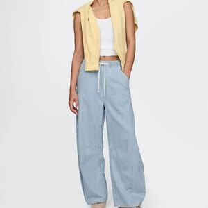 TALL GAP Easy Horseshoe Barrel Jeans Size Large Tall Blue & White Stripe